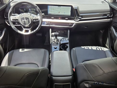 Certified 2024 Kia Sportage EX FWD image 12