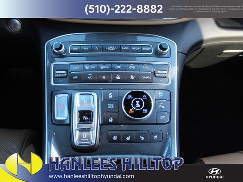 Used 2022 Hyundai Santa Fe Calligraphy image 25