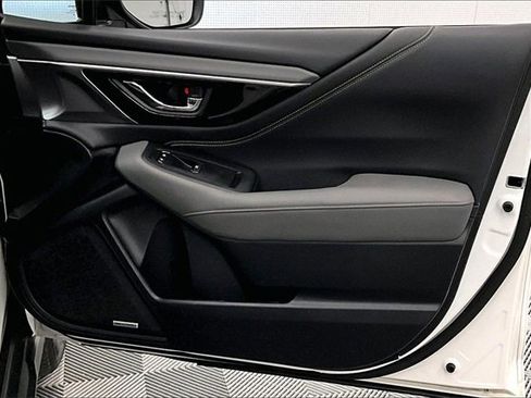 Used 2024 Subaru Outback Onyx Edition image 19