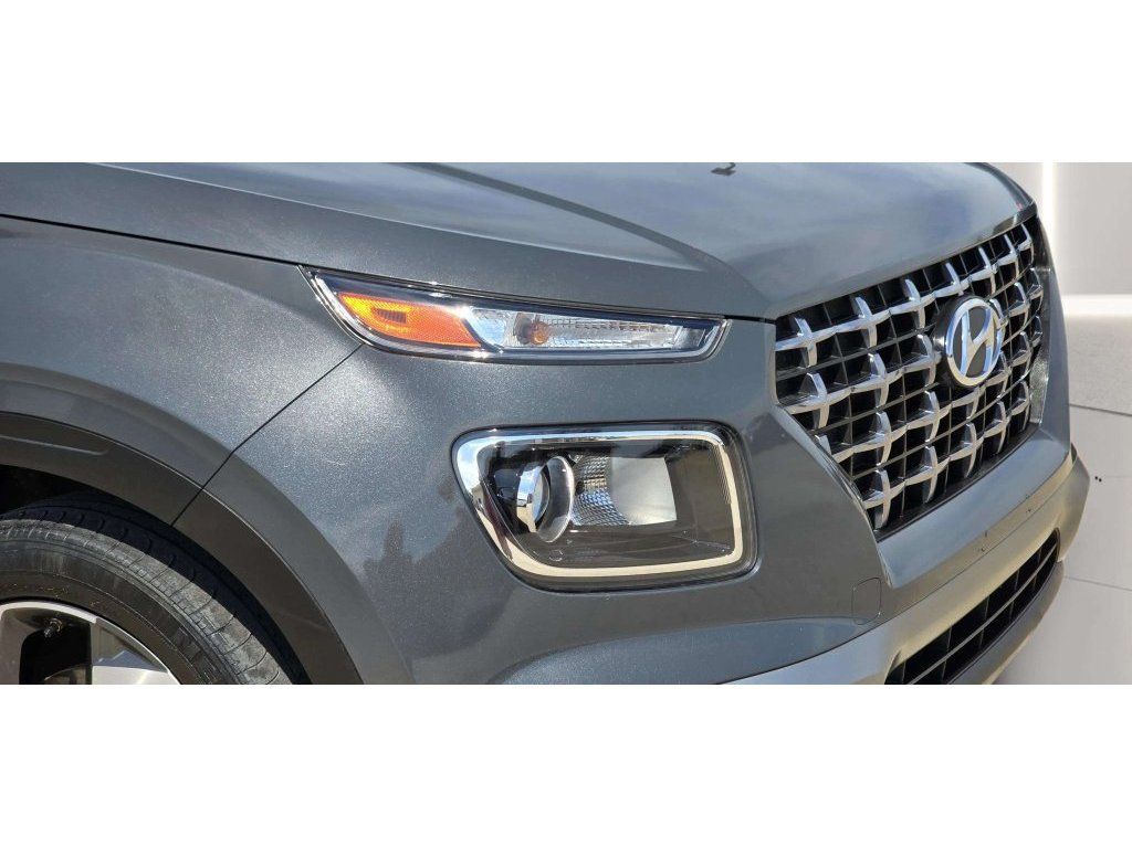 Used 2023 Hyundai Venue SEL w/ Cargo Package FWD image 36