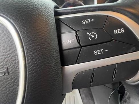 Used 2015 Dodge Charger SXT w/ Driver Confidence Group AWD/4WD image 14