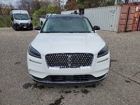 Used 2020 Lincoln Corsair AWD w/ Premium Package image 8
