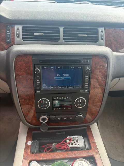 Used 2008 Chevrolet Tahoe LTZ w/ LTZ Preferred Equipment Group AWD/4WD image 6