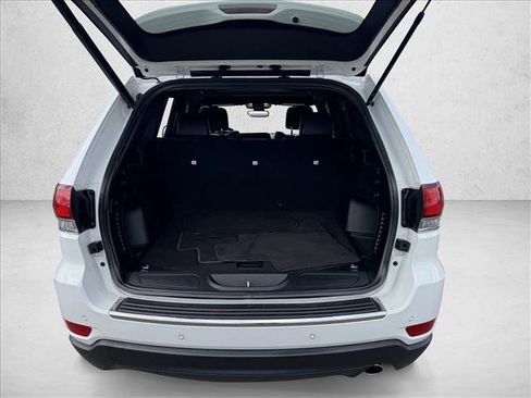 Used 2022 Jeep Grand Cherokee Limited image 8
