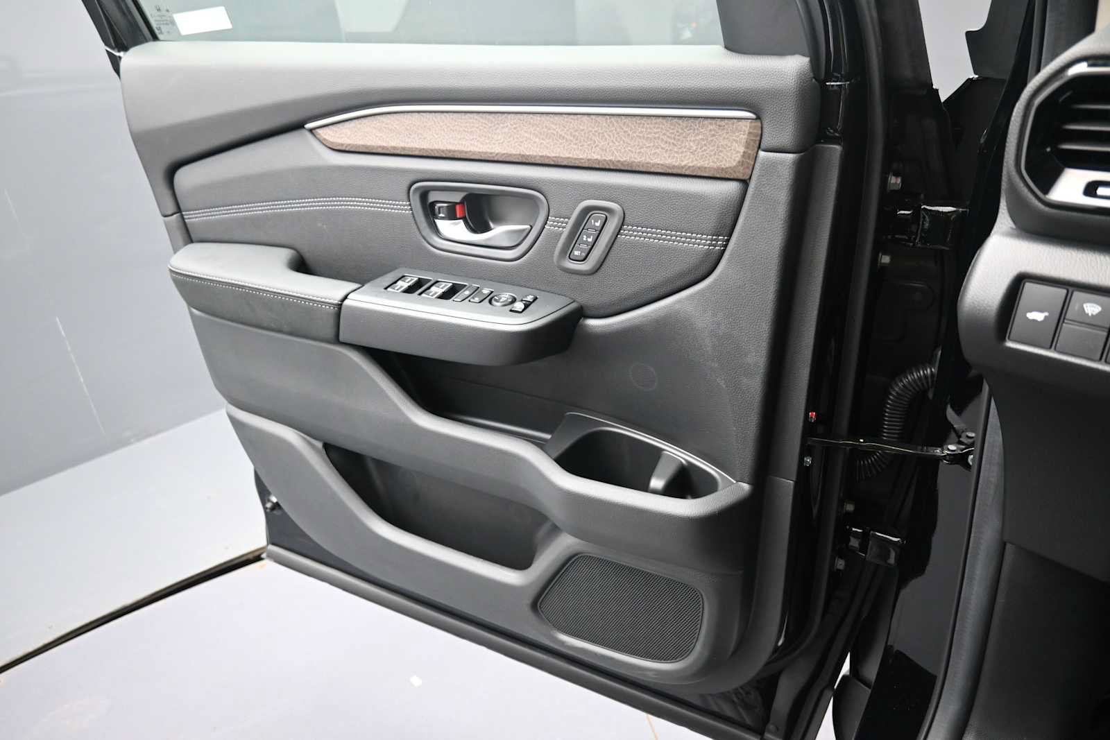 New 2026 Honda Pilot Elite image 11