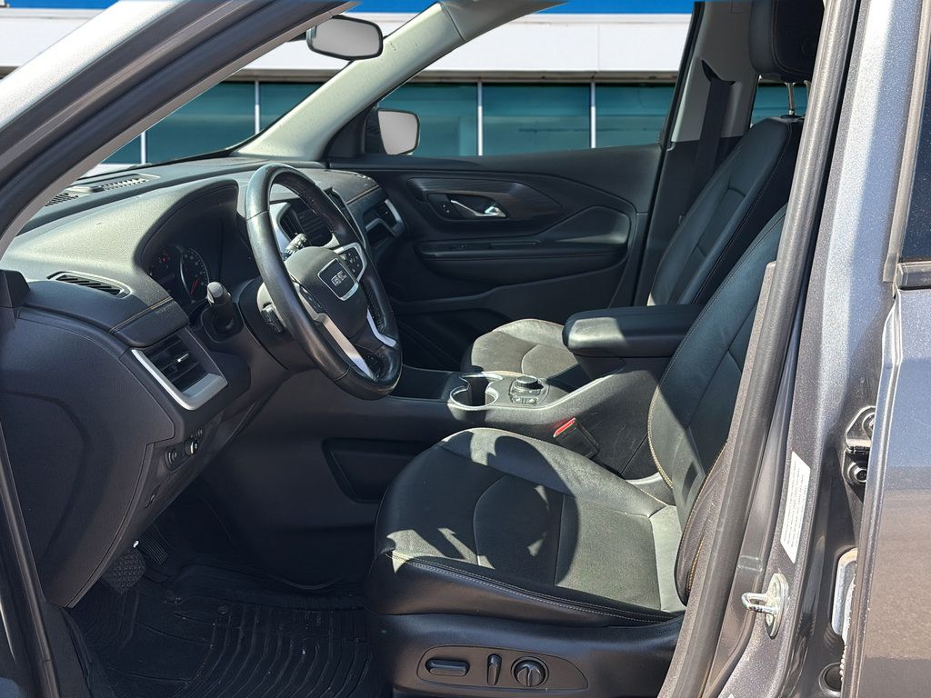 Used 2021 GMC Terrain SLT w/ Infotainment Package II FWD image 10