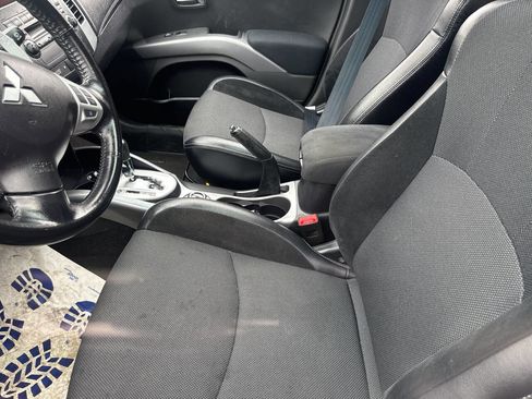 Used 2010 Mitsubishi Outlander GT image 7