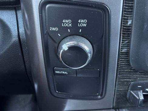 Used 2017 RAM 2500 Limited image 19