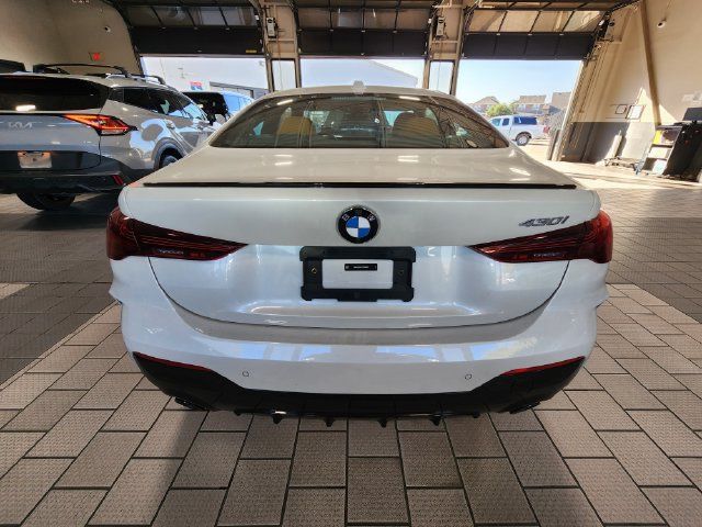 Used 2026 BMW 430i Coupe w/ M Sport Package RWD image 5