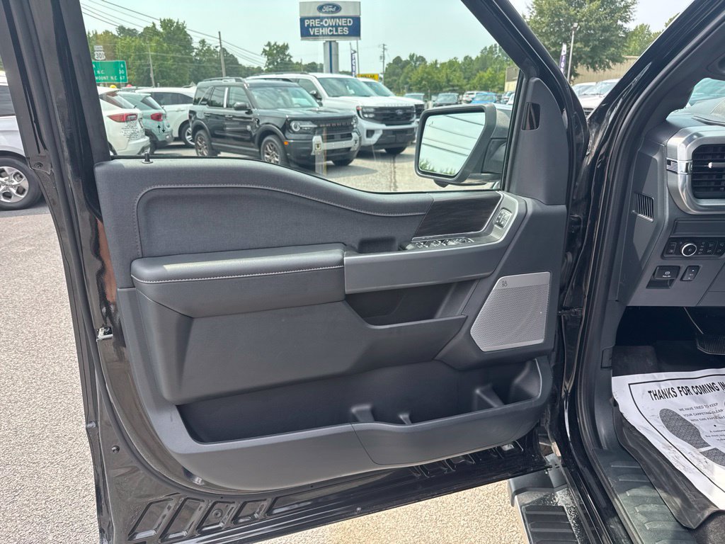 Used 2025 Ford F150 Lariat w/ Equipment Group 502A High AWD/4WD image 26