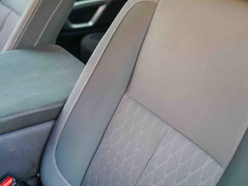 Used 2021 Nissan Titan SV w/ Accessory Utility Package image 28