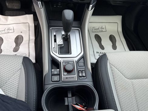 Used 2023 Subaru Forester Premium image 17