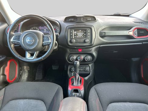 Used 2015 Jeep Renegade Trailhawk image 14