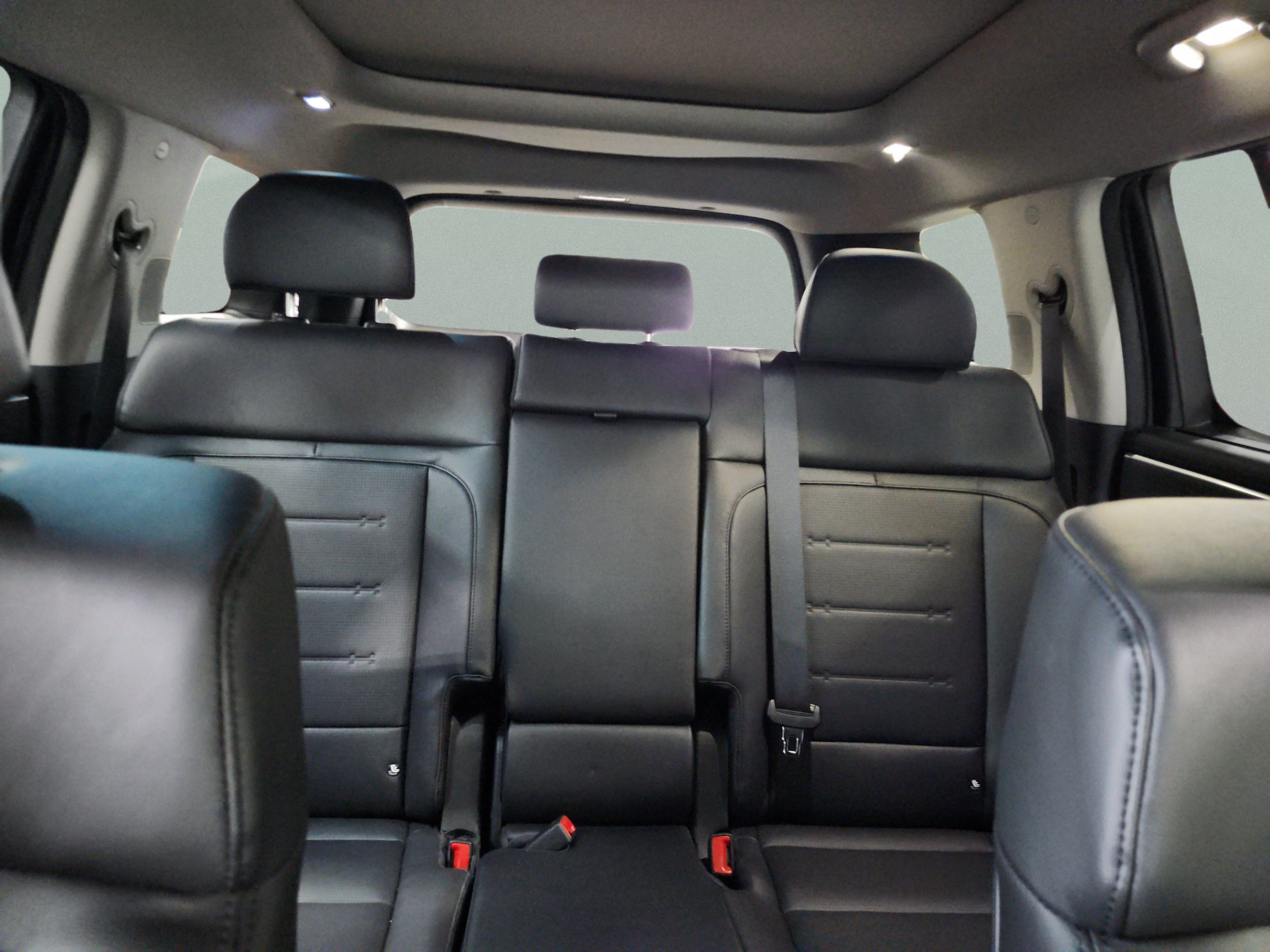Certified 2025 Hyundai Santa Fe Limited FWD image 17