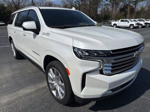 Used 2024 Chevrolet Suburban High Country w/ Max Trailering Package image 7