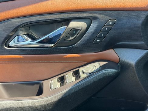 Used 2020 Chevrolet Traverse High Country w/ LPO, Floor Liner Package AWD/4WD image 18