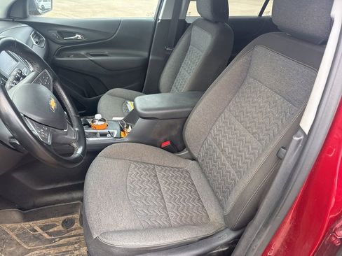 Used 2023 Chevrolet Equinox LT image 14