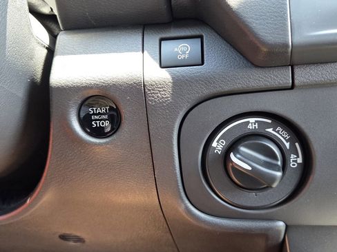 Used 2026 Nissan Frontier PRO-4X w/ Pro-4x Convenience Package AWD/4WD image 24