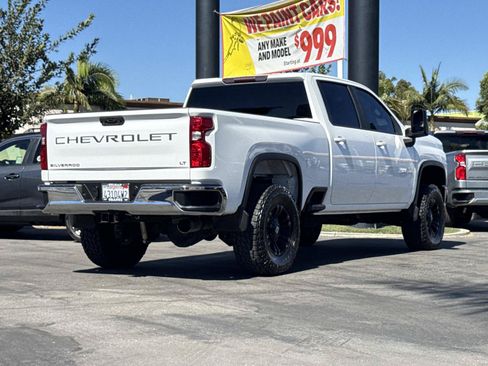 Used 2020 Chevrolet Silverado 2500 LT w/ Advanced Trailering Package AWD/4WD image 5