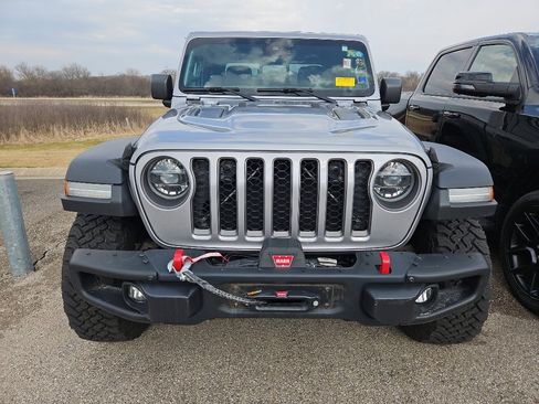 Used 2020 Jeep Gladiator Rubicon image 2