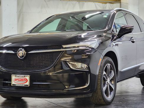 Used 2022 Buick Enclave Essence w/ Experience Buick Package image 11