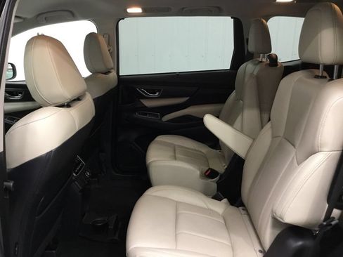 Used 2023 Subaru Ascent Limited AWD/4WD image 30