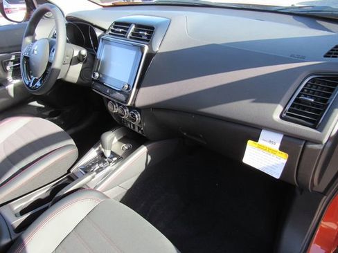 New 2026 Mitsubishi Outlander Sport SE AWD/4WD image 12