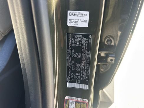 Used 2025 Hyundai Tucson Limited image 37