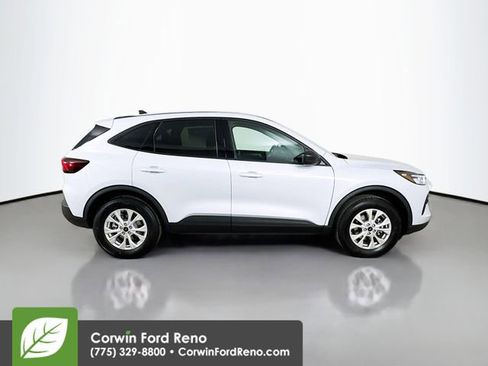 New 2026 Ford Escape Active w/ Cold Weather Package AWD/4WD image 8