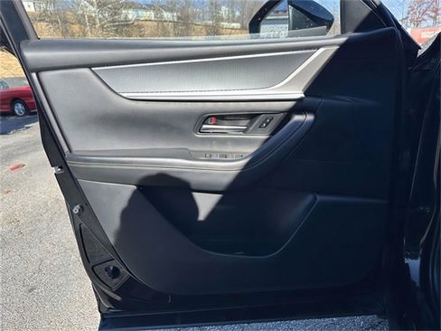 Used 2024 MAZDA CX-90 Plug-In Hybrid w/ Preferred image 18