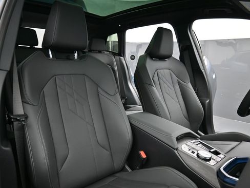 New 2026 BMW X3 xDrive30 w/ M Sport Package image 24