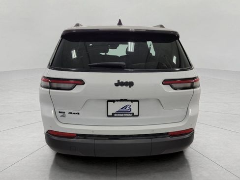 Used 2021 Jeep Grand Cherokee L Laredo AWD/4WD image 27