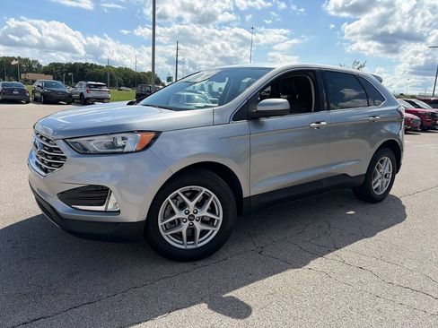 Used 2021 Ford Edge SEL w/ Convenience Package AWD/4WD image 3