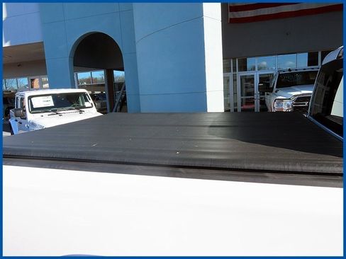 Certified 2019 RAM 1500 Laramie image 7