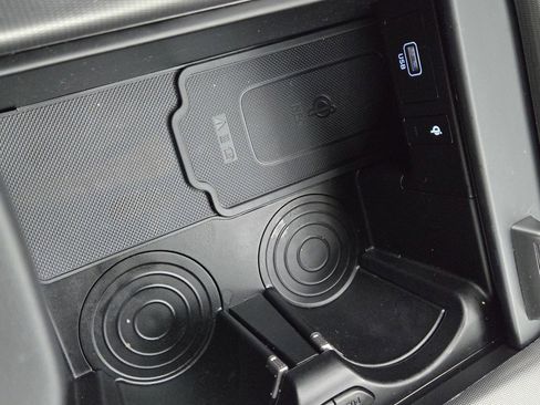 Certified 2025 Hyundai Palisade Calligraphy image 19