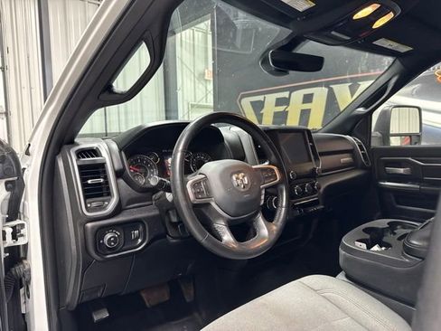 Used 2024 RAM 2500 Big Horn AWD/4WD image 5