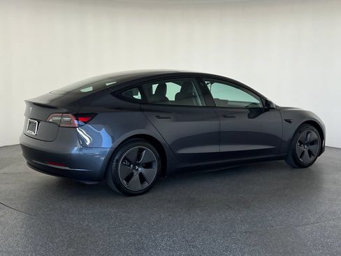 Used 2023 Tesla Model 3 Standard Range RWD image 3