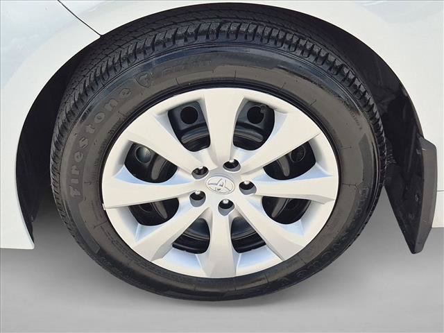 Used 2025 Toyota Corolla LE FWD image 22