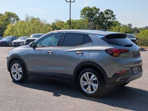 Used 2024 Buick Encore GX Preferred FWD image 7