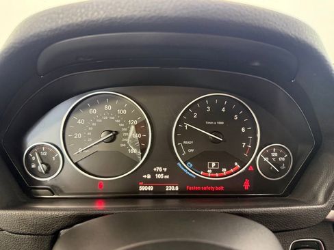 Used 2018 BMW 330i xDrive Sedan AWD/4WD image 21