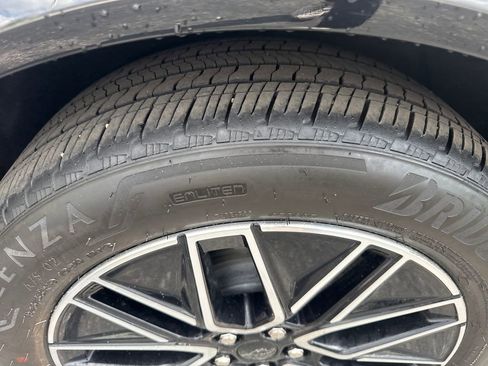 Used 2025 Ford Mustang Mach-E Premium AWD/4WD image 19