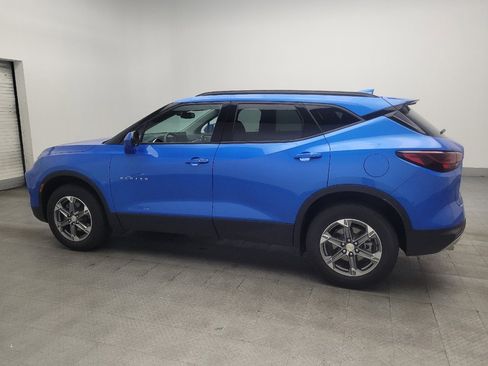 Used 2024 Chevrolet Blazer LT w/ Convenience Package FWD image 3