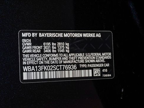 Used 2025 BMW 550e xDrive w/ Premium Package AWD/4WD image 29
