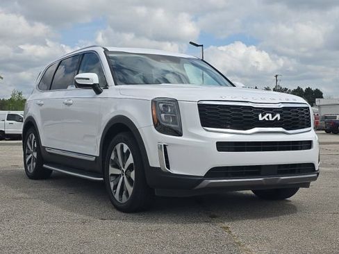 Used 2022 Kia Telluride EX w/ EX Premium Package image 7
