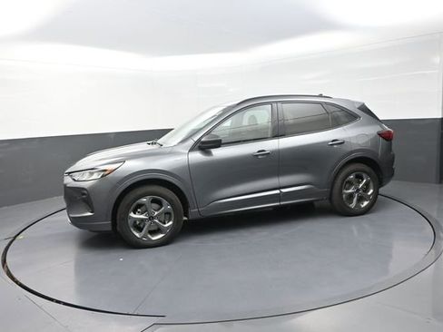 Used 2024 Ford Escape ST-Line AWD/4WD image 38