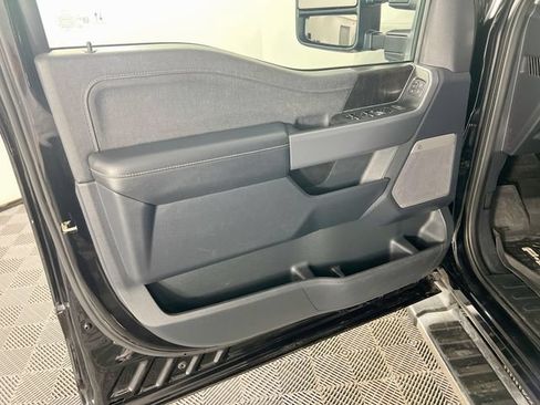 Used 2022 Ford F150 Lariat w/ Equipment Group 502A High AWD/4WD image 19