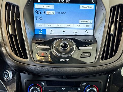 Used 2017 Ford Escape Titanium image 15