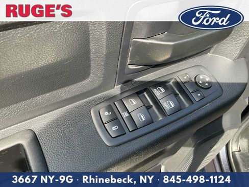 Used 2016 RAM 1500 Express AWD/4WD image 17