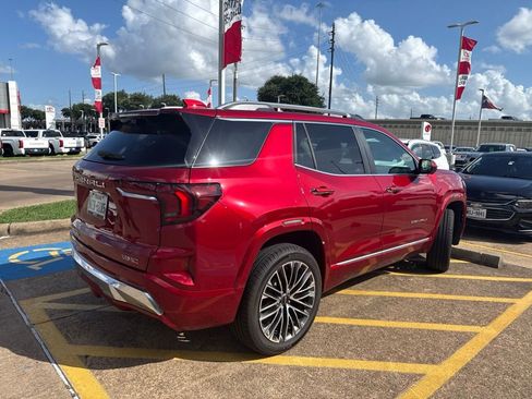 Used 2026 GMC Terrain Denali AWD/4WD image 2