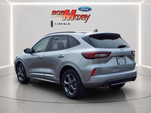 Used 2023 Ford Escape ST-Line w/ Tech Pack #1 AWD/4WD image 6